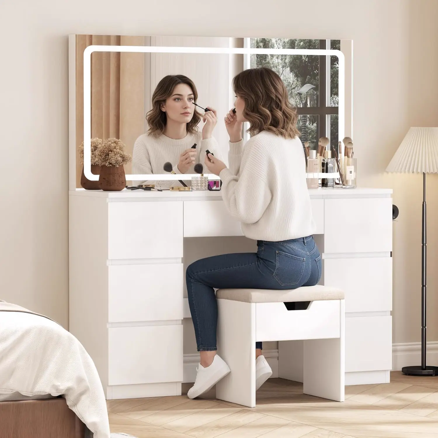 Elara vanity desk with seven storage drawers — image 4